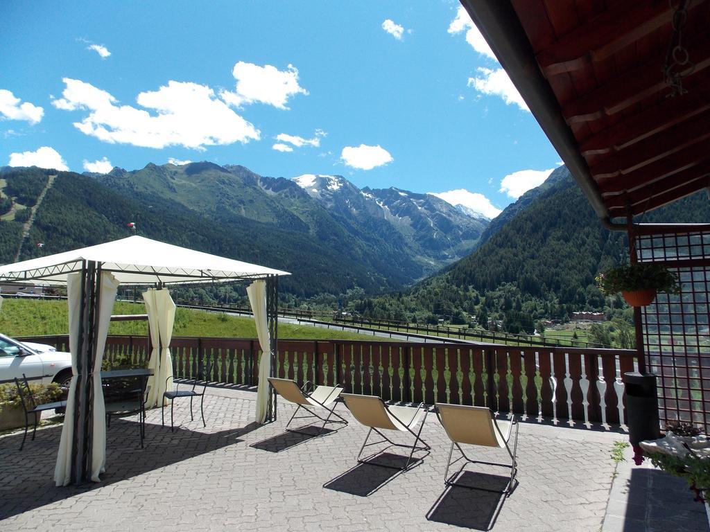 Hotel Veduta Dell'Adamello Тему Экстерьер фото