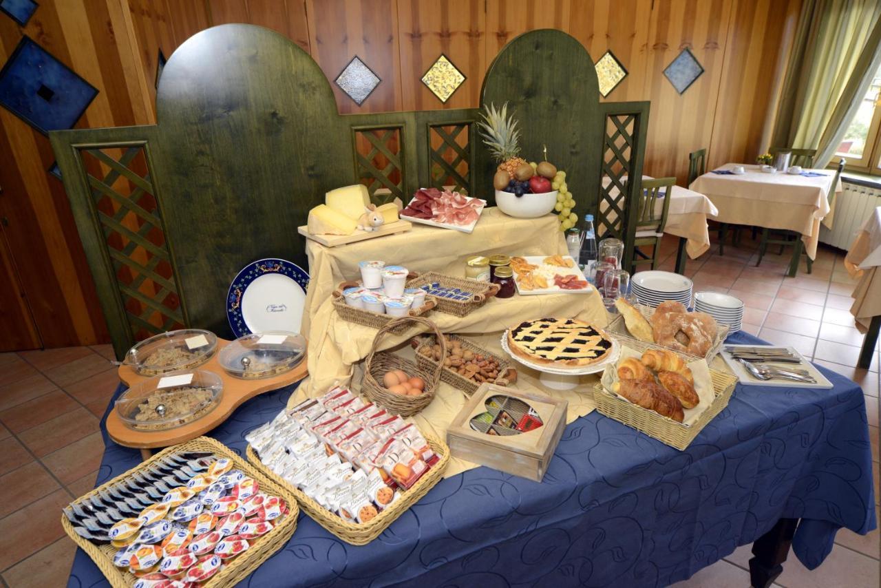 Hotel Veduta Dell'Adamello Тему Экстерьер фото